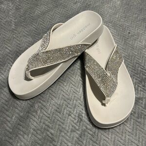 Madden Girl White Bling Flip Flop Sandals size 7M